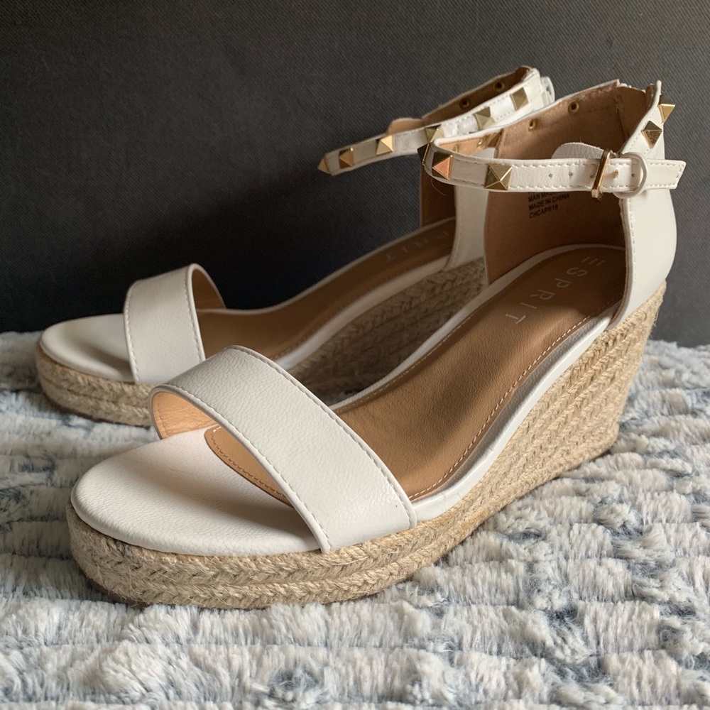 NWOT Esprit White Studded Espadrilles